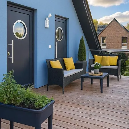 Dat-fischerhuus-die-lotsenstube-zwischen-ostsee-und-bodden-30sek-zum-hafen アパート Pruchten